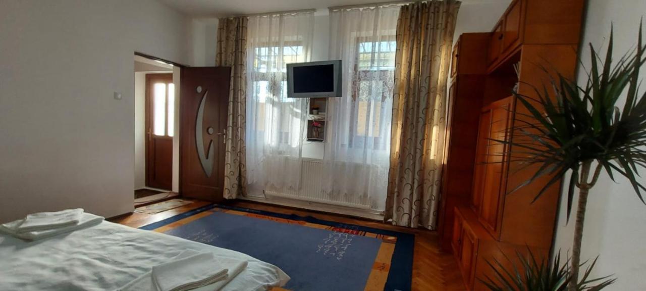 Ferienwohnung La Miruna Hermannstadt Exterior foto